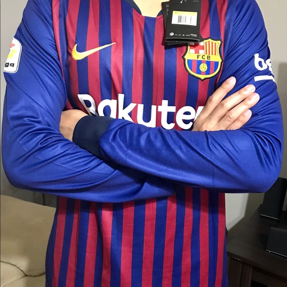 Barcelona Messi Home Soccer Jersey - Picture 3 of 4